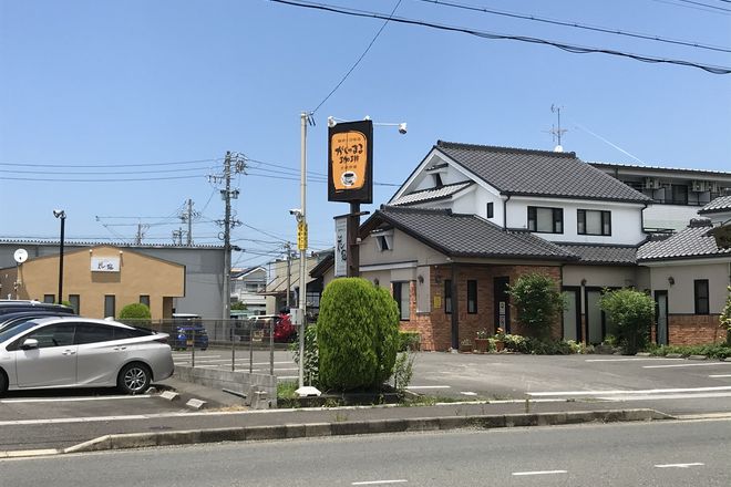 『花冠』153号浅井清須線 通りからの外観